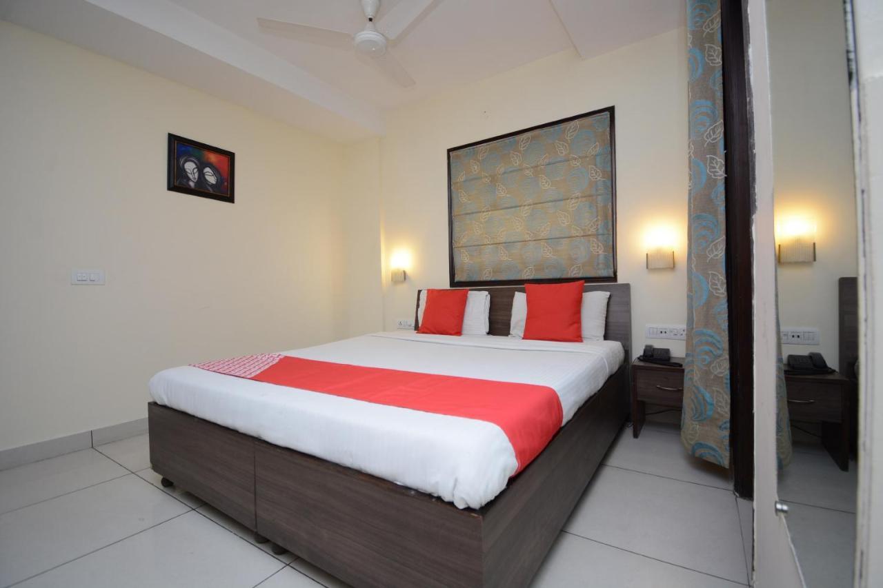 Oyo 5478 Skippers Inn Ludhiana Bagian luar foto