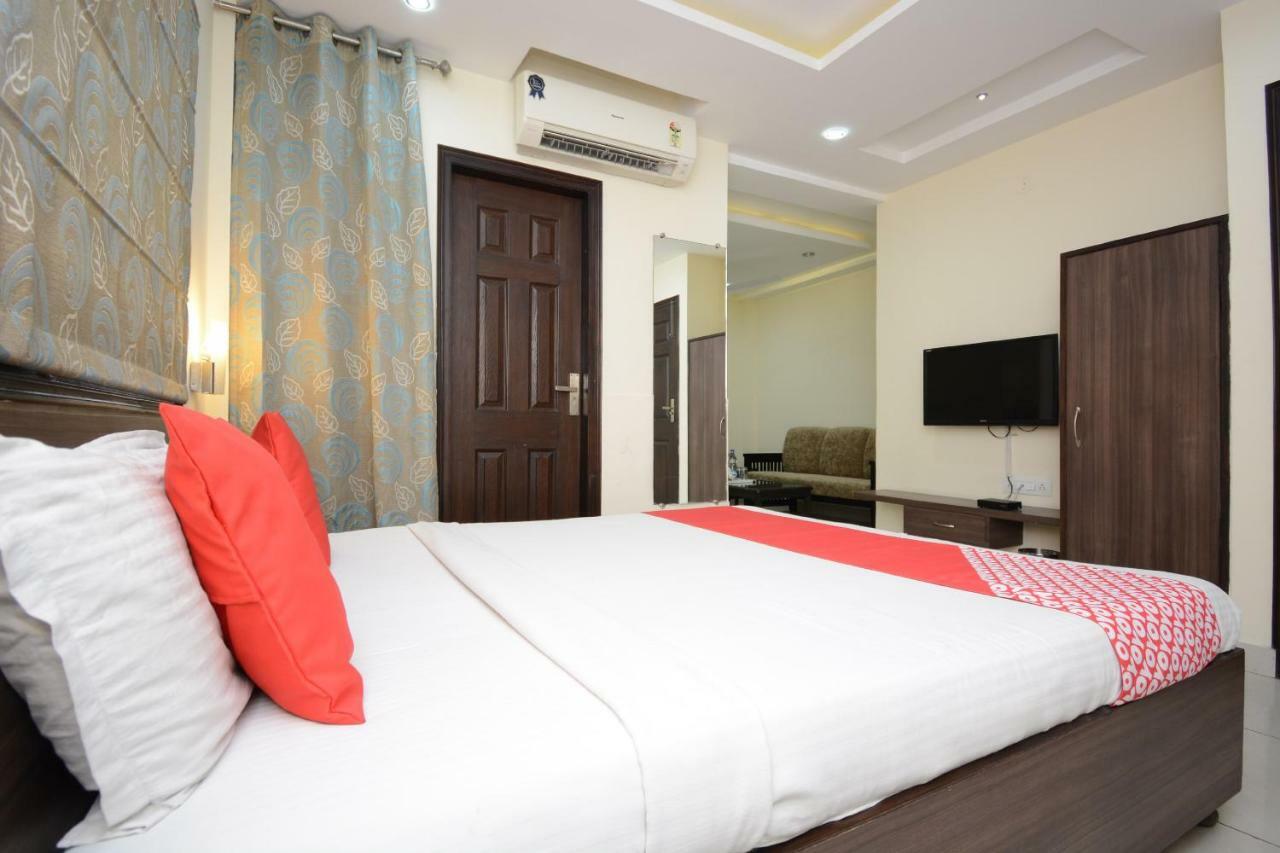 Oyo 5478 Skippers Inn Ludhiana Bagian luar foto